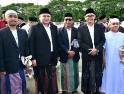 Ketua DPRD Makassar Supratman Ikuti Salat Idulfitri di Karebosi, Serukan Penguatan Silaturahmi