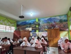 SDN Mattoanging 2 Makassar Uji Kesiapan Murid Lewat Simulasi TKA