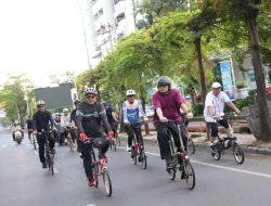 Isi WFH Wali Kota Makassar Gowes Bareng SKPD Pantau “Jumat Bersih”