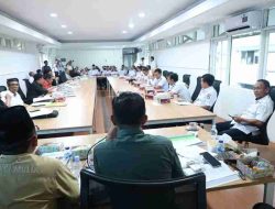 Komisi A DPRD Makassar Tegaskan Komitmen Transparansi dalam Rapat Pansus LKPJ Wali Kota 2025