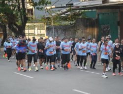 Lautan Manusia Padati Anjungan Losari, Munafri Resmi Lepas Makassar Half Marathon 2026