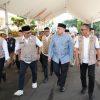 Bersama Menhaj RI, Munafri Sambut Jemaah Haji Kloter 17 Debarkasi Makassar