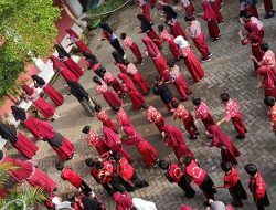 Seru dan Sehat! Siswa SDN Kakatua Makassar Kompak Gelar Kamis Sehat dan Kerja Bakti