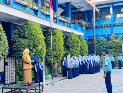 Pembukaan Tahun Ajaran Baru, Upacara Bendera Hari Senin di SMPN 4 Makassar Berlangsung Khidmat