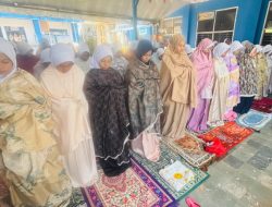 Melalui Sholat Dhuhur Berjamaah, SMP Negeri 50 Makassar Wujudkan Sekolah Berkarakter dan Religius