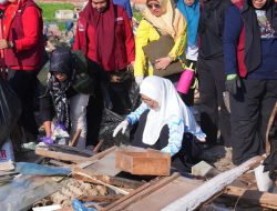 Dukung Rencana TPS3R, Melinda Aksa Pimpin Jumat Bersih di Talasalapang